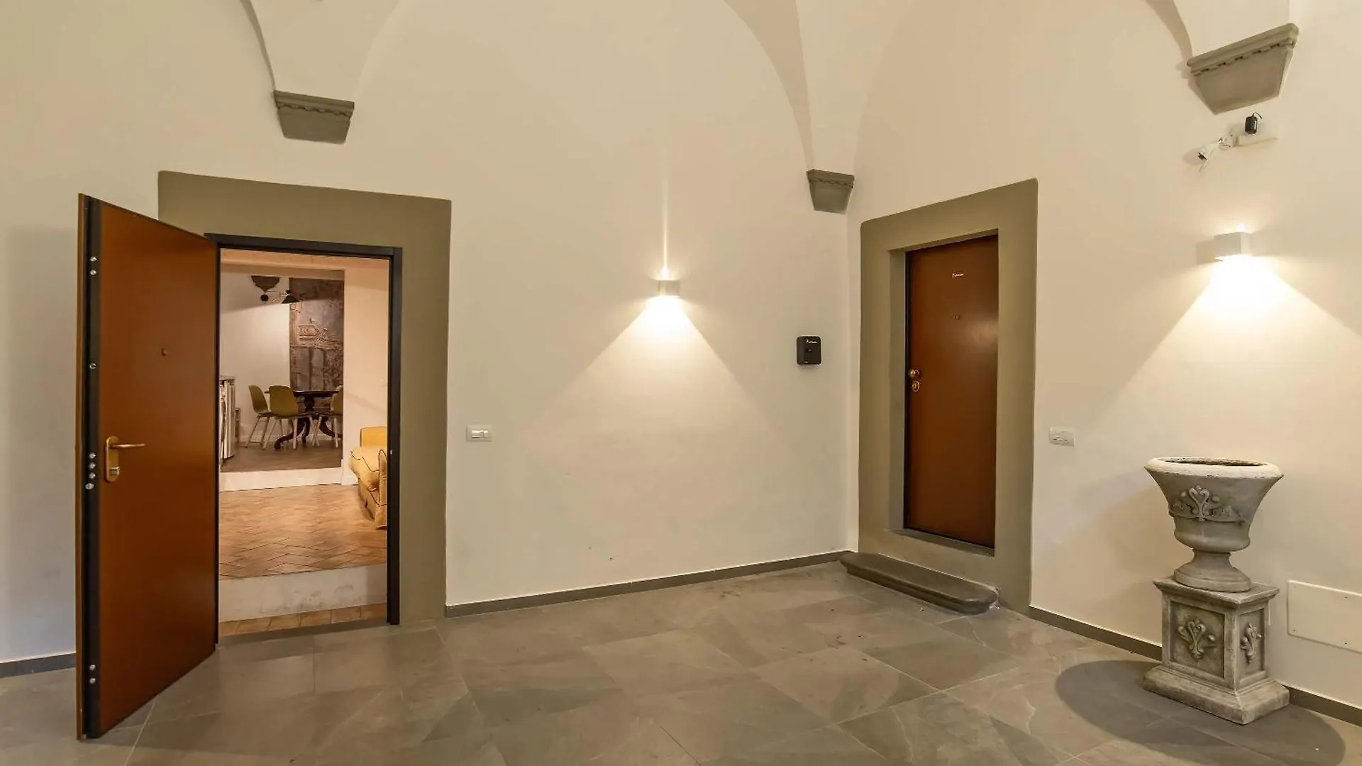 La Corte Dei Pandolfini Florence Apartment